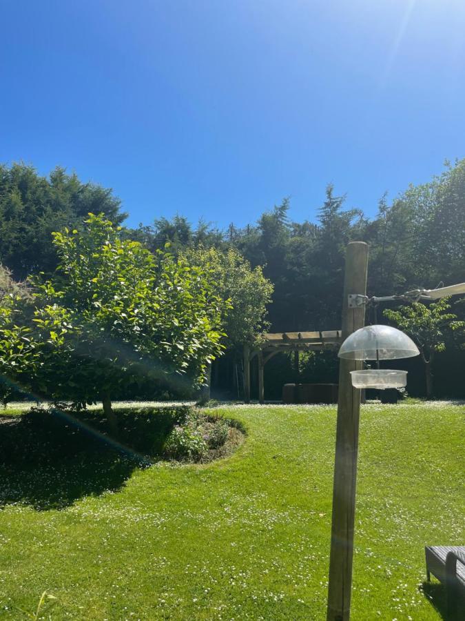 South Lodge House Dormansland Buitenkant foto